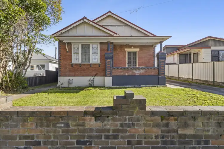 10 Hume Street