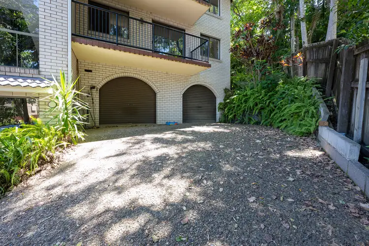 2 Durroon Ct