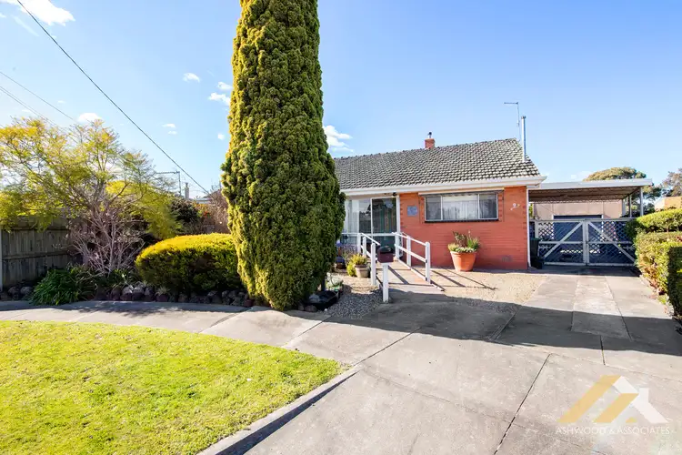 9 Glenda Court