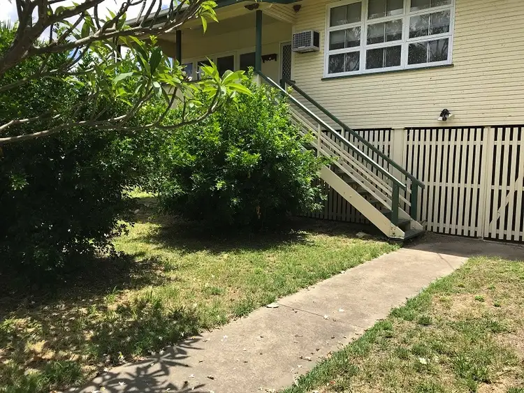 15 Gillespie St