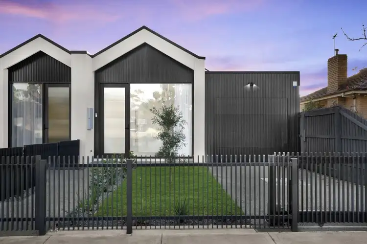 77B Domain Street