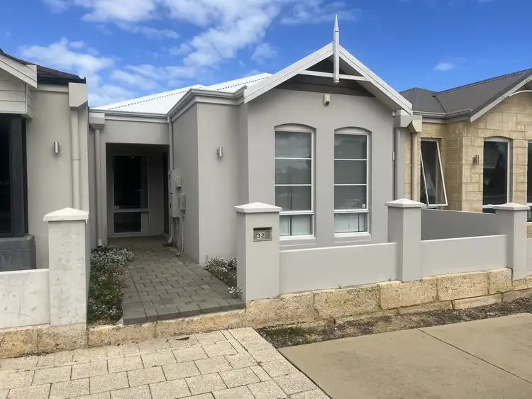 32 Ardara Bend