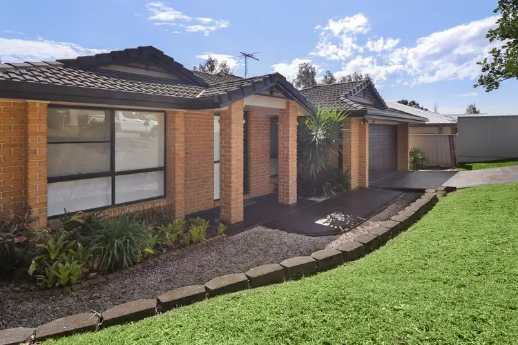 22 Yates Place