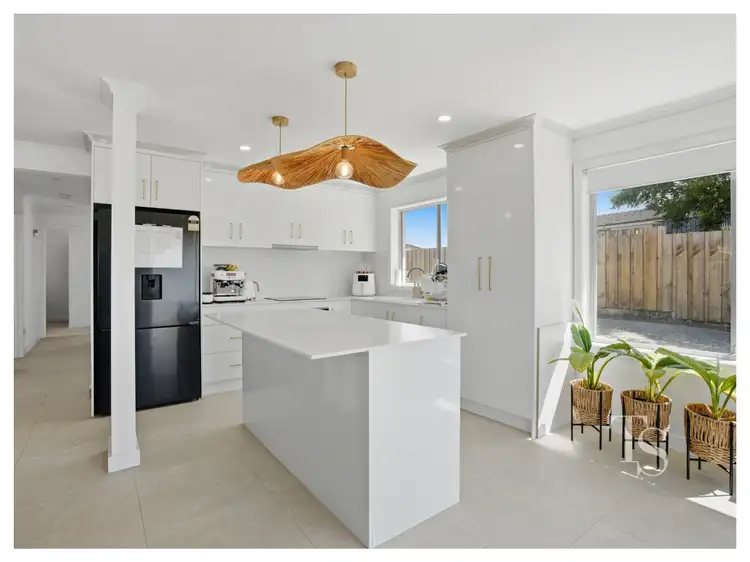 5 Walnut Gr