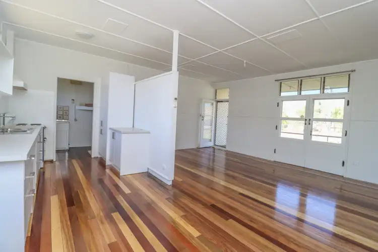 2 Moresby Street