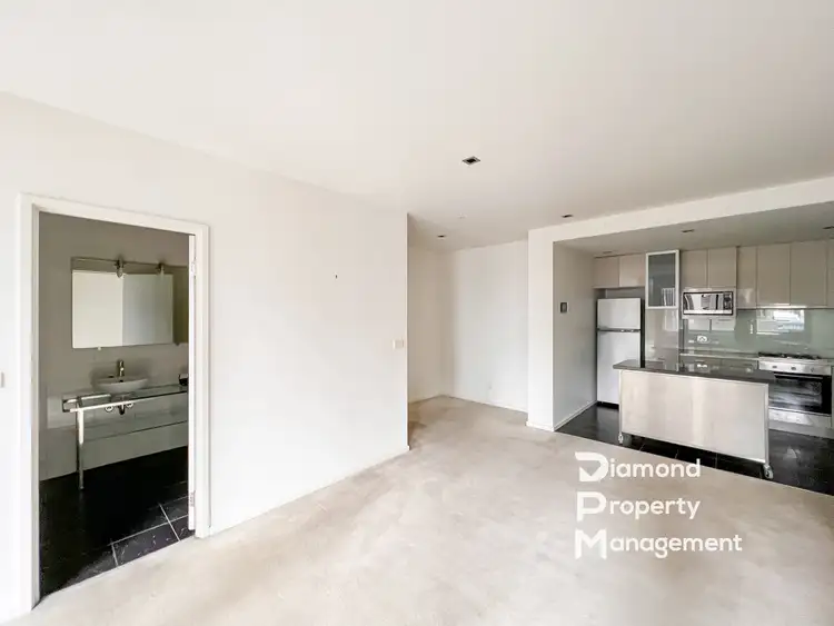 68 La Trobe St