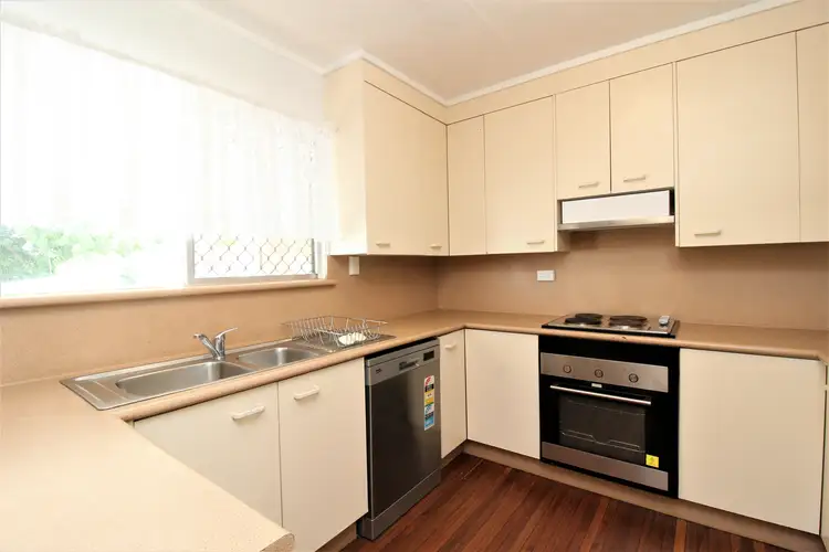 15 Paterson Crescent