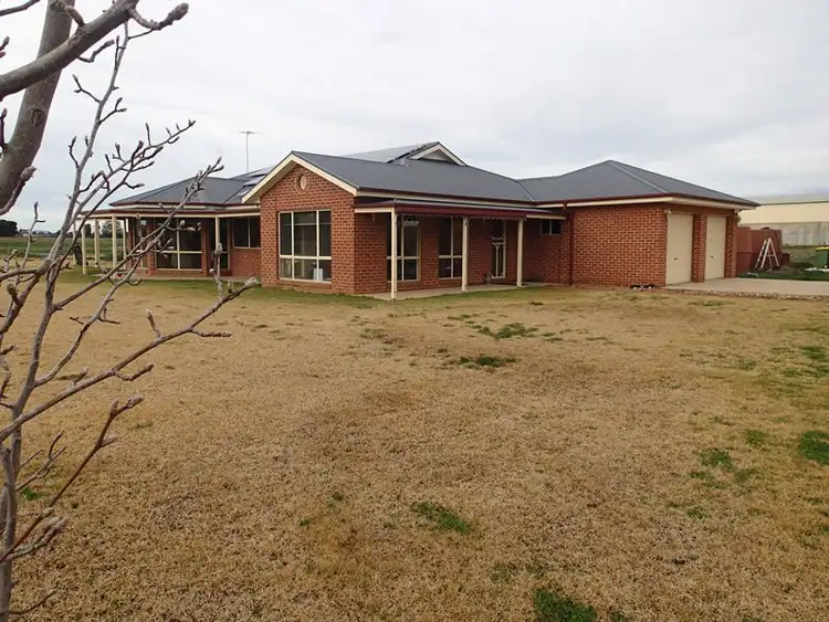 310 Cemetery Road, Corowa NSW 2646
