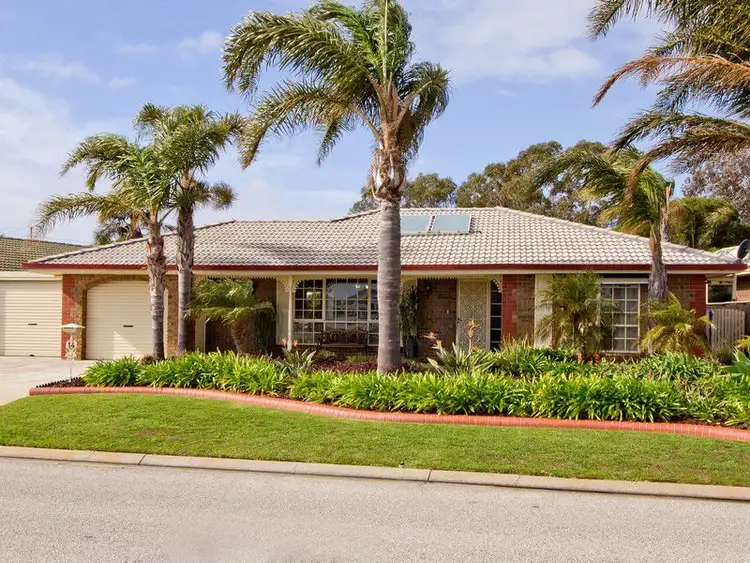 14 Settlers Drive, West Lakes SA 5021