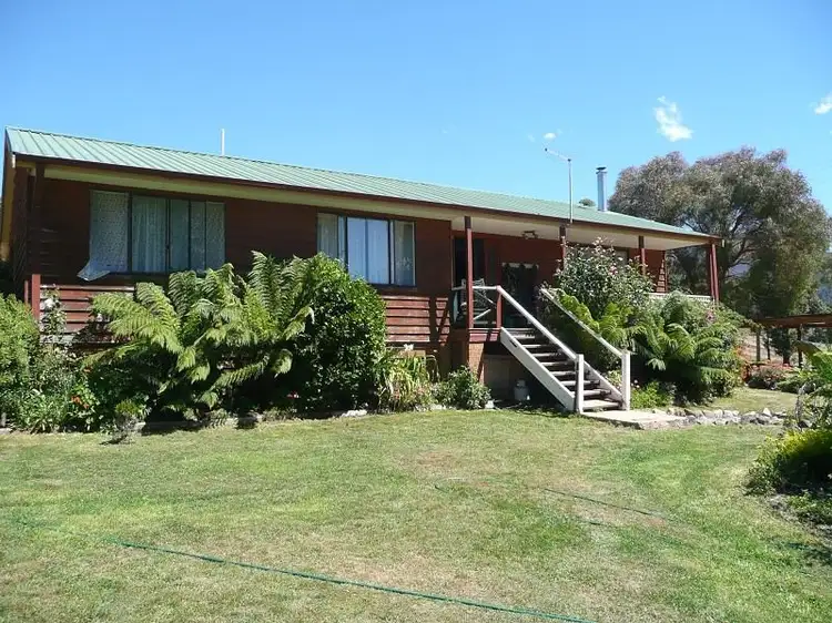 15 Blairs Road, Mole Creek TAS 7304