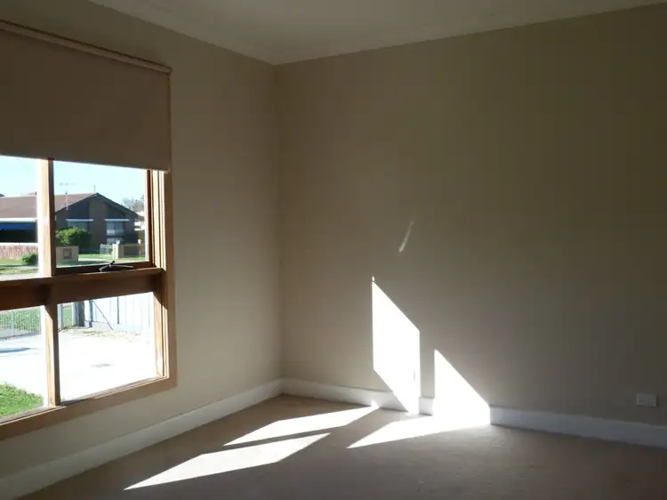 Sixth view of Homely house listing, 10 Tomkins Parade, Benalla VIC 3672
