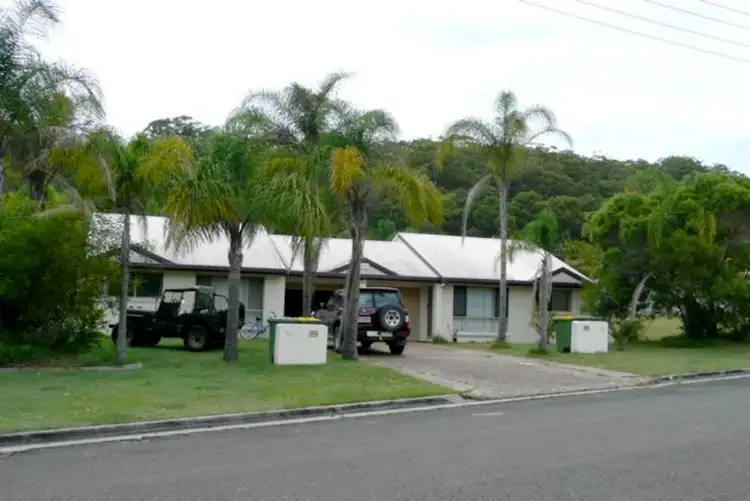 Main view of Homely unit listing, Unit 1/15 Rumbalara Avenue, Rainbow Beach QLD 4581