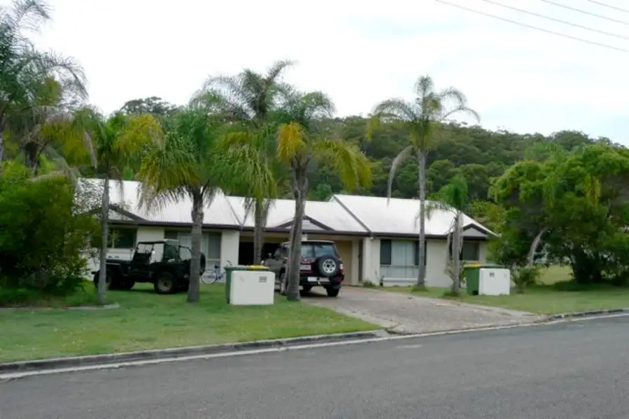Main view of Homely unit listing, Unit 1/15 Rumbalara Avenue, Rainbow Beach QLD 4581