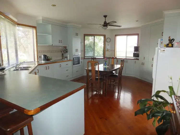 Fifth view of Homely house listing, 2 Driftwood Court, Newlands Arm VIC 3875