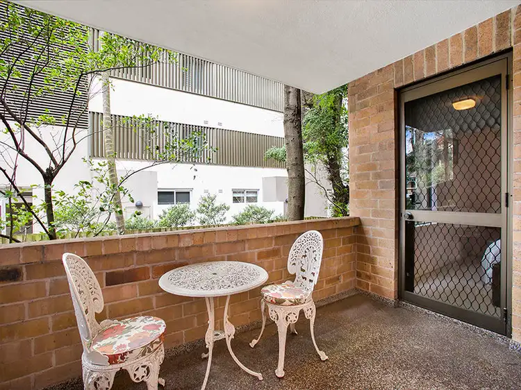 Fourth view of Homely unit listing, 2/66 Penkivil Street, Bondi NSW 2026