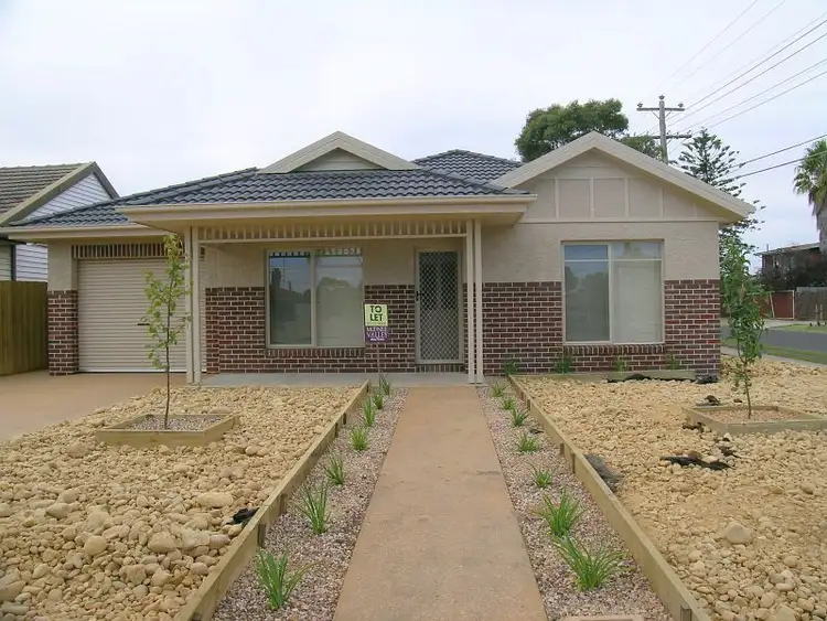 Main view of Homely unit listing, Unit/32 Skewes Street, Avondale Heights VIC 3034