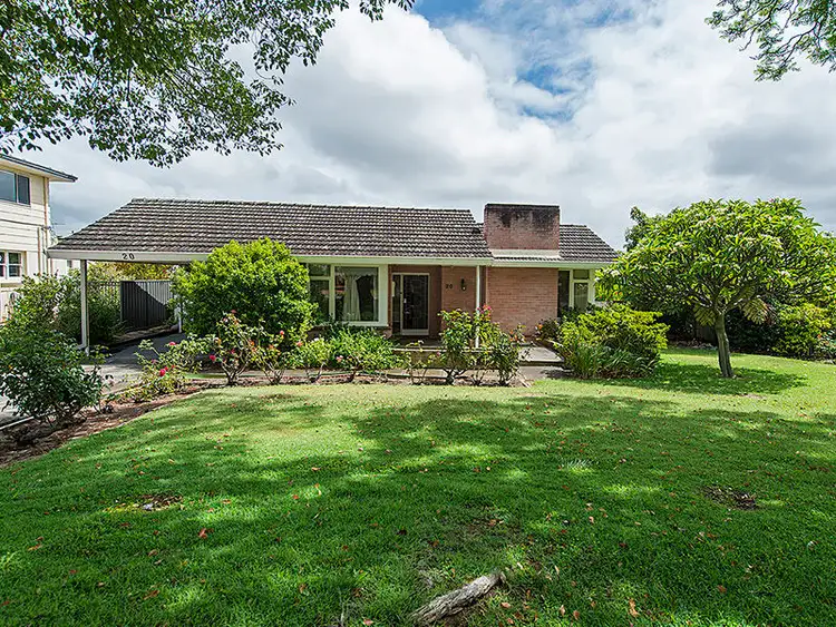 Fourth view of Homely house listing, 20 Howard Parade, Salter Point WA 6152