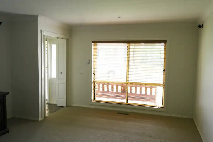 Seventh view of Homely house listing, 3 Thomson Rise, Traralgon VIC 3844