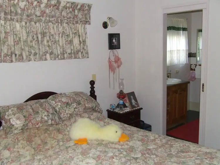 Fifth view of Homely house listing, 8 Oak Street, Brightview QLD 4311