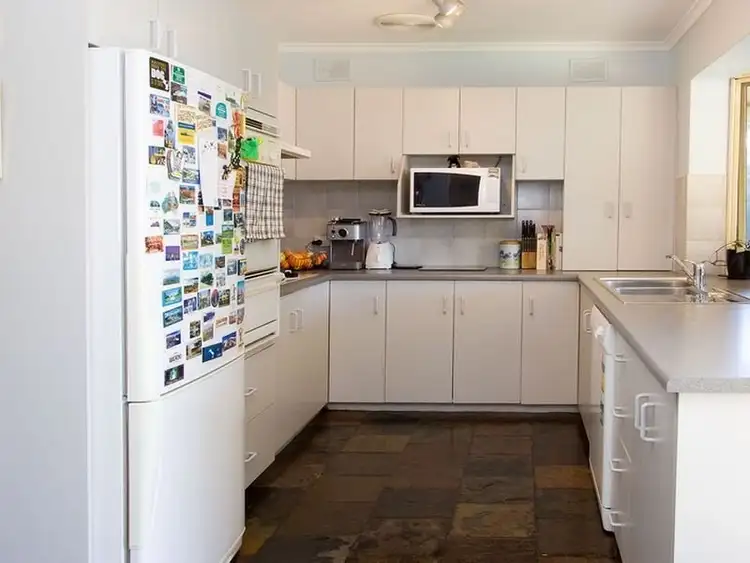 Fifth view of Homely house listing, 8 Mistletoe Terrace, Tea Tree Gully SA 5091