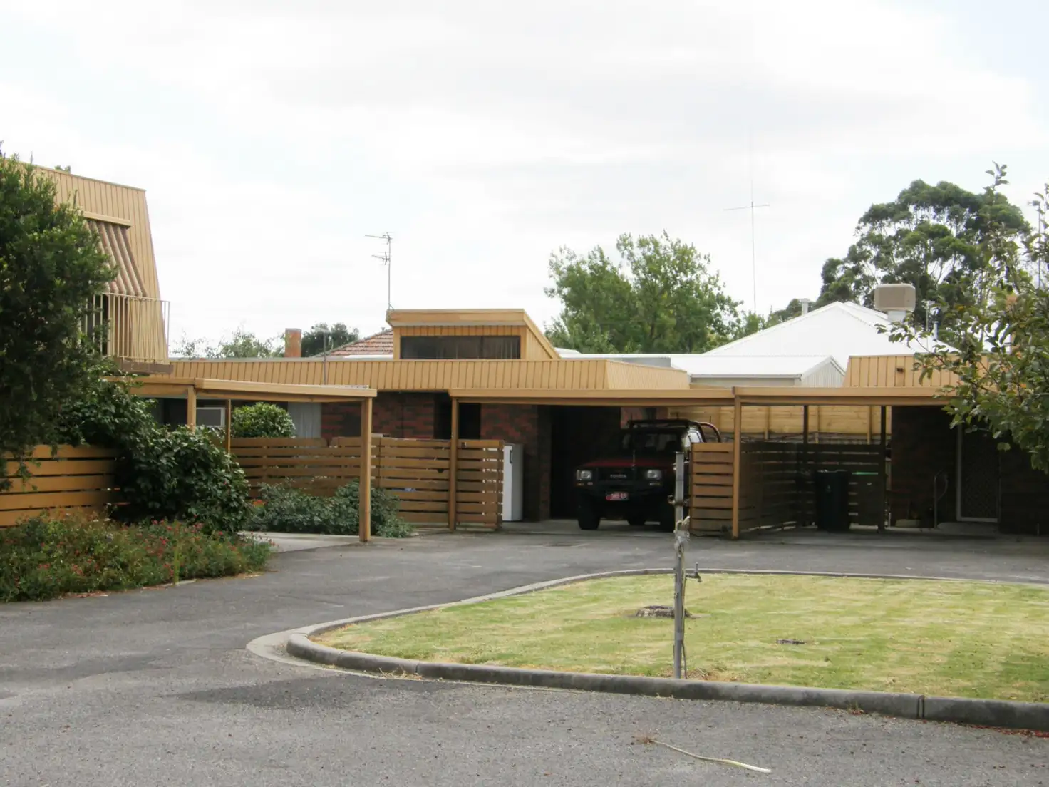 Main view of Homely unit listing, 4/30 Gordon Street, Traralgon VIC 3844