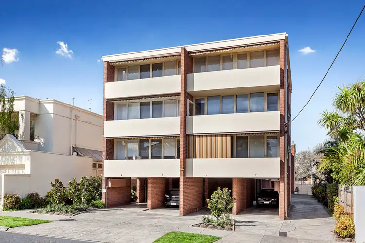 Main view of Homely apartment listing, 11/76 Mathoura Road, Toorak VIC 3142