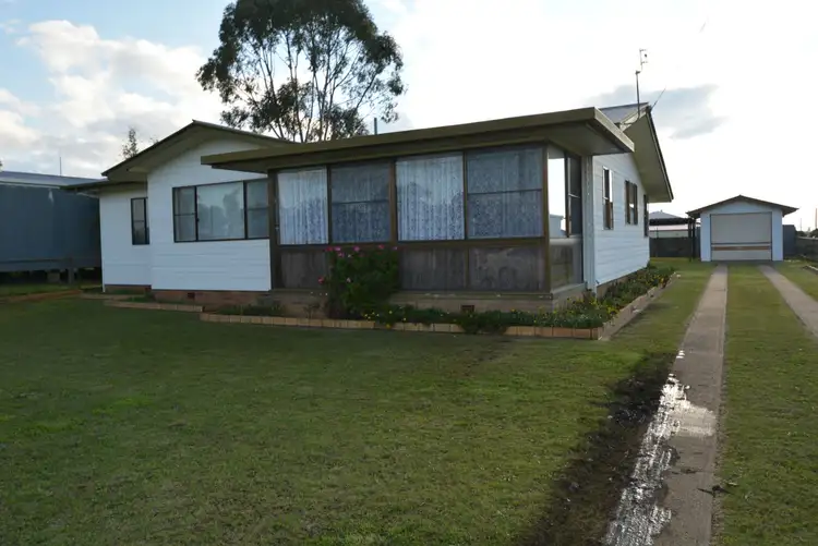 287 East Street, Warwick QLD 4370