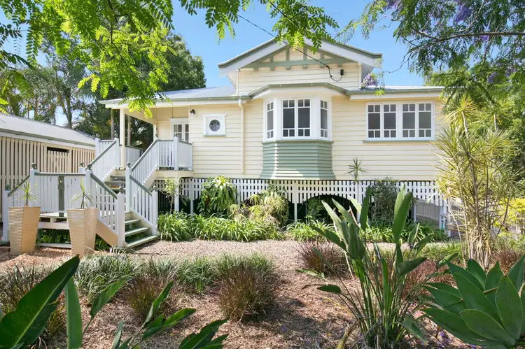 96 LYNNE GROVE Avenue, Corinda QLD 4075