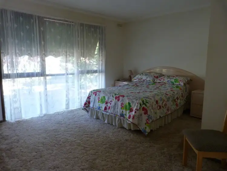 Sixth view of Homely house listing, 2 Hakea Court, Benalla VIC 3672