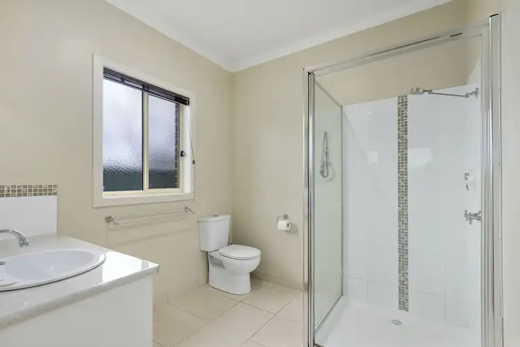 Sixth view of Homely house listing, 3 Calvert Court, Maffra VIC 3860