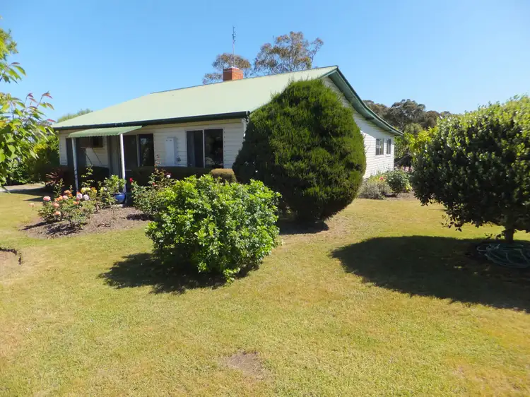 2820 Princes Highway, Kalimna VIC 3909