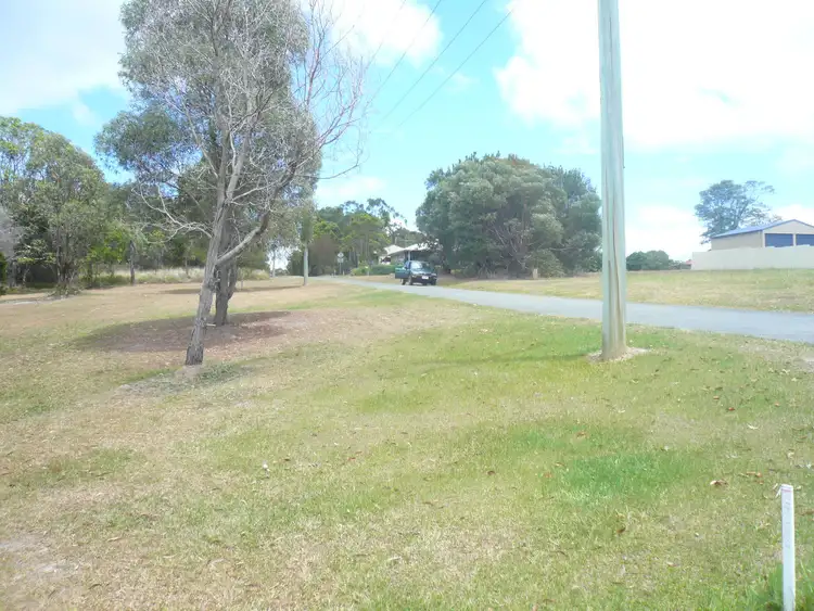 49 Timothy Street, Macleay Island QLD 4184