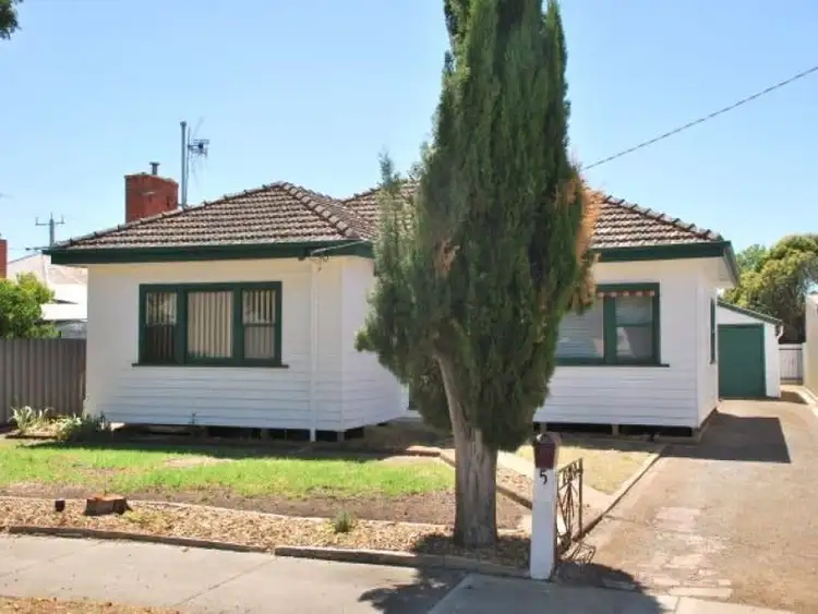 Second view of Homely house listing, 5 Sherif Street, Shepparton VIC 3630
