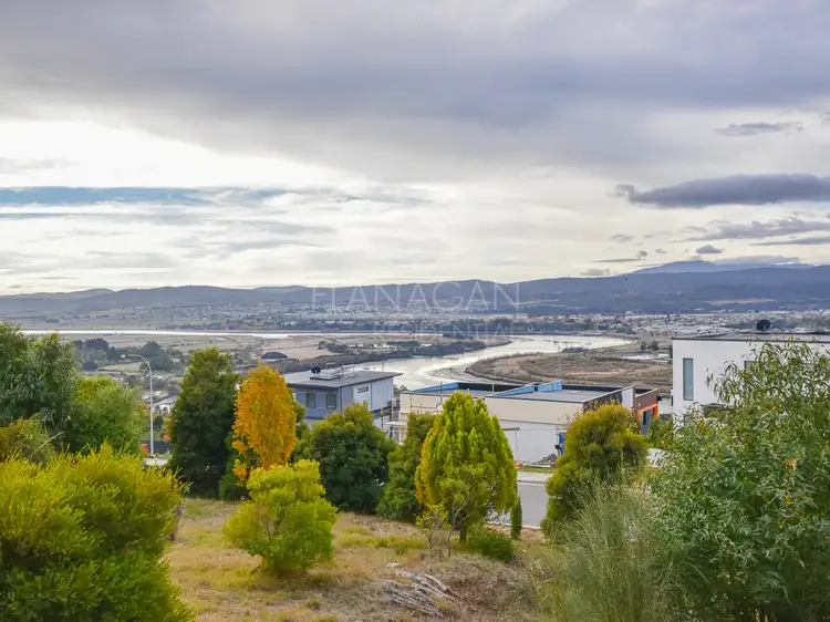 46 Lachlan Pde, Trevallyn TAS 7250