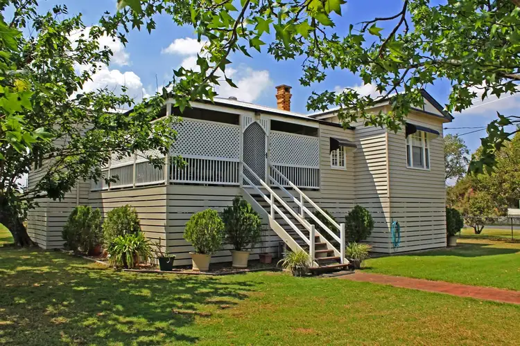 32 Percy Street, Warwick QLD 4370