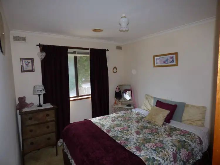 Fourth view of Homely unit listing, 1/4 Oreilly Court, Moe VIC 3825