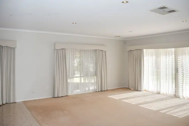 Fifth view of Homely house listing, 29 Menindee Crescent, Kialla VIC 3631