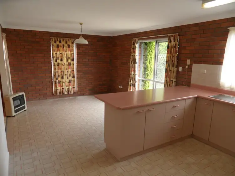 Fourth view of Homely unit listing, 4/32 Marsh Street, Stanthorpe QLD 4380
