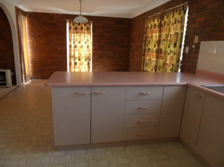 Seventh view of Homely unit listing, 4/32 Marsh Street, Stanthorpe QLD 4380