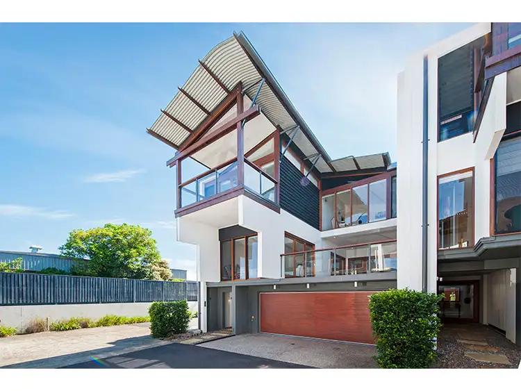 Villa 12/1 Langi Place, Ocean Shores NSW 2483