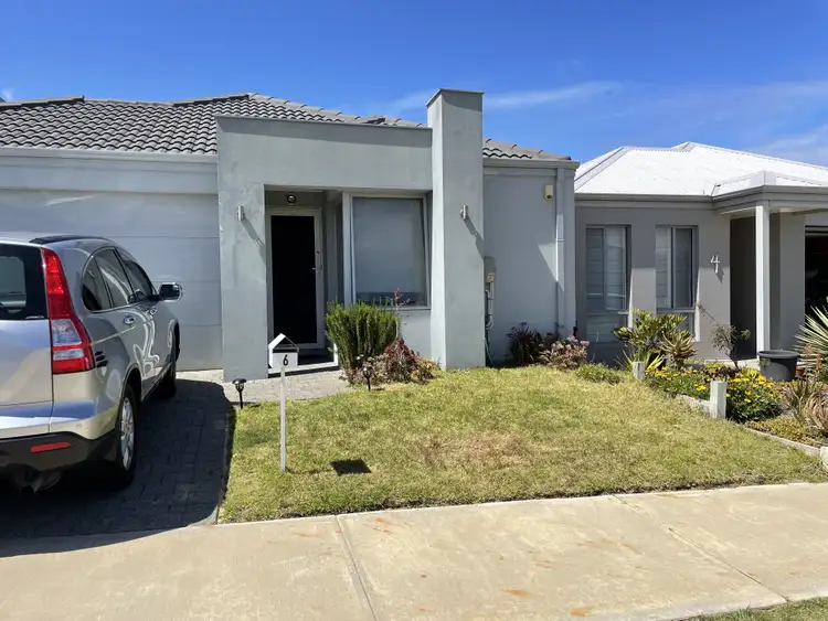 6 Altrincham Grove St, Butler WA 6036