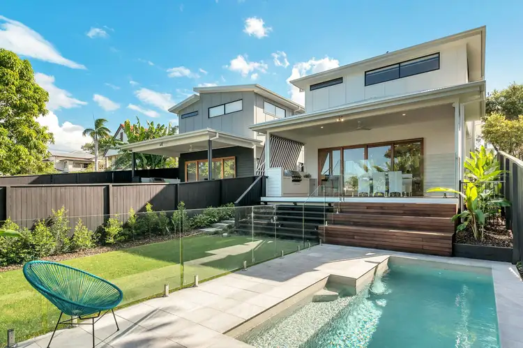 7 Canberra Drive, Ashgrove QLD 4060