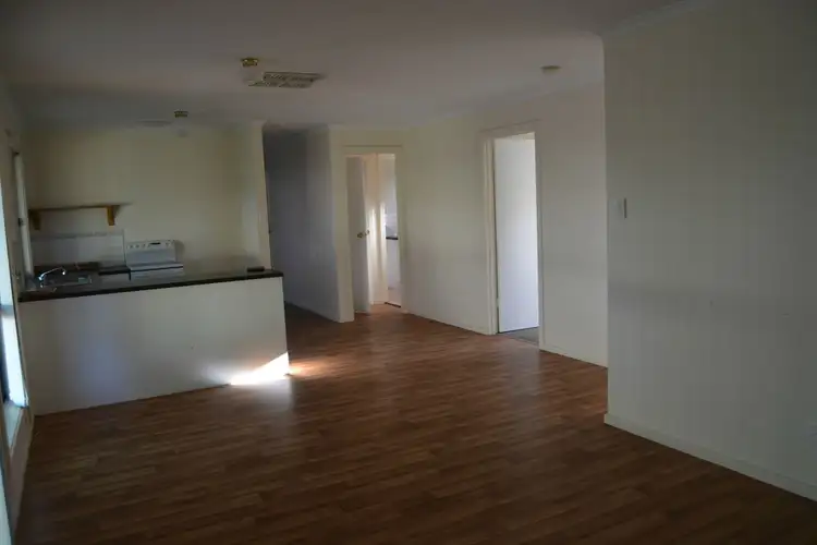 Fifth view of Homely house listing, 4C Cacatua Close, Roxby Downs SA 5725