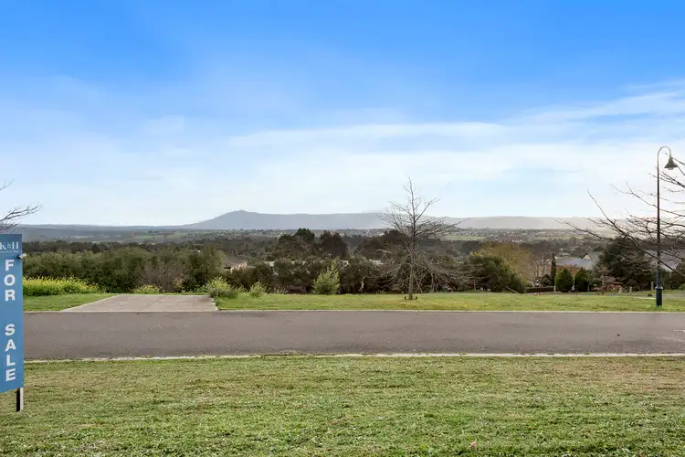 Third view of Homely house listing, 2 Grange Court, Gisborne VIC 3437