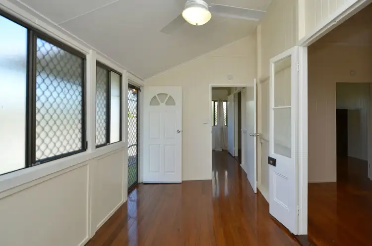 15 Camp Street, Mundingburra QLD 4812