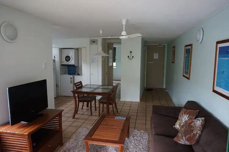 Unit 5/9 Rainbow Shores Drive, Rainbow Beach QLD 4581