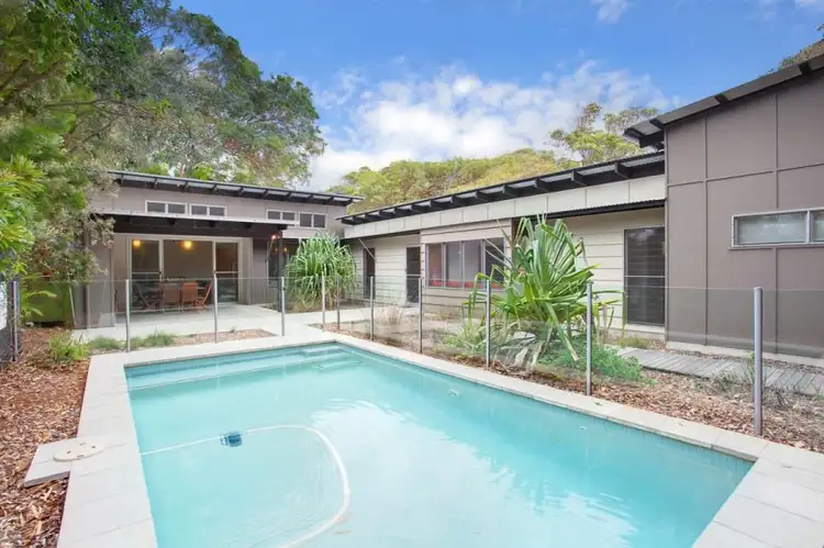 11 Ibis Court, Rainbow Beach QLD 4581