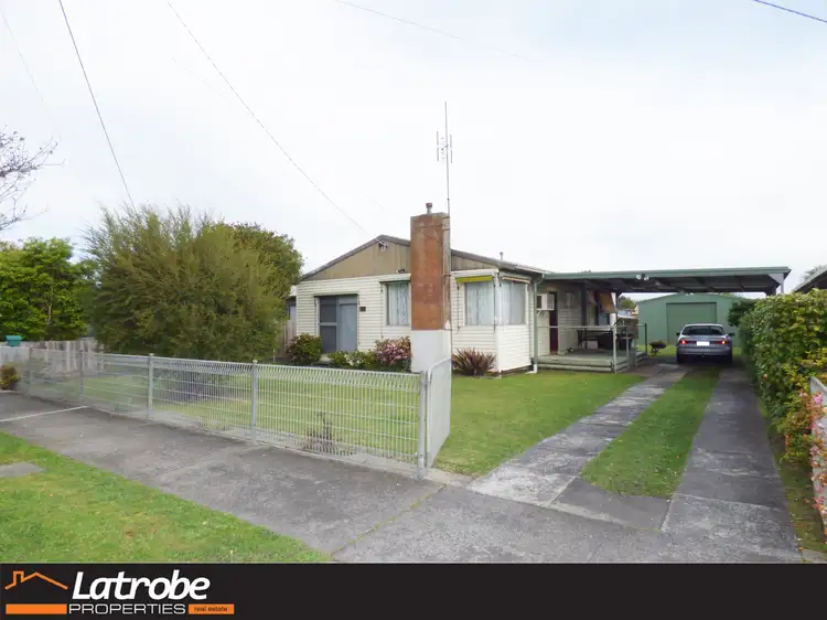 17 Thoresby Street St, Newborough VIC 3825