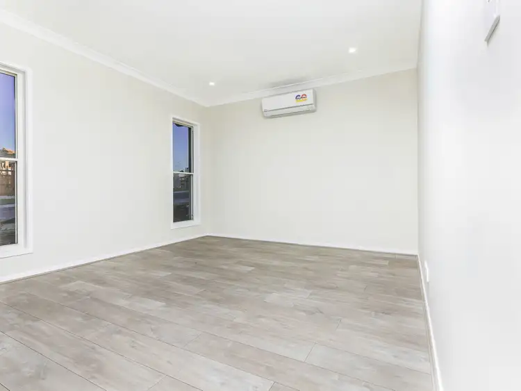 Sixth view of Homely house listing, 16 Kangaroo Crescent, Springfield Lakes QLD 4300