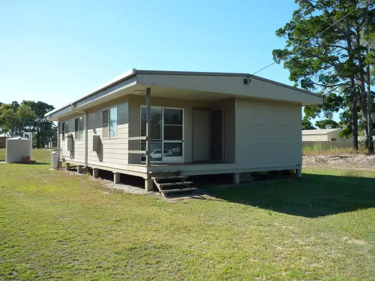 4 JACARANDA Court, Woodgate QLD 4660